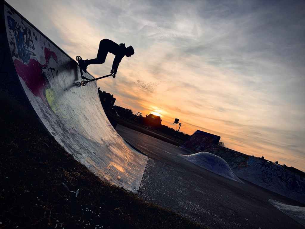 Ekstremalus sportas ant ratų: išsamus gidas pradedančiajam triukinių paspirtukų&nbsp;entuziastui